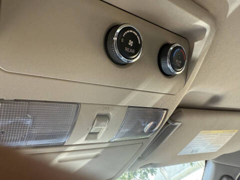 2011 Nissan Pathfinder SV