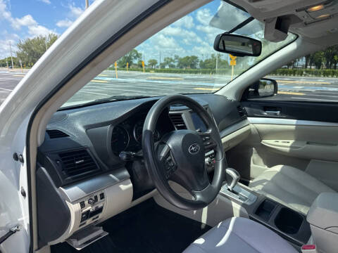2013 Subaru Outback 2.5i