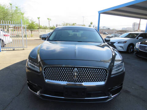 2017 Lincoln Continental Select