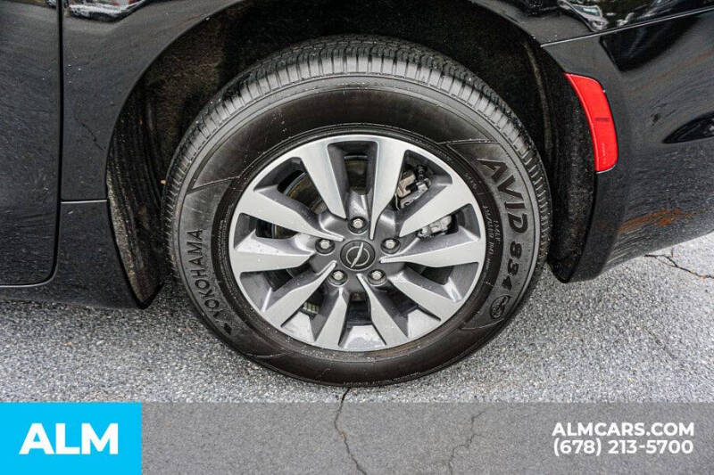 2024 Chrysler Pacifica Plug-In Hybrid Select