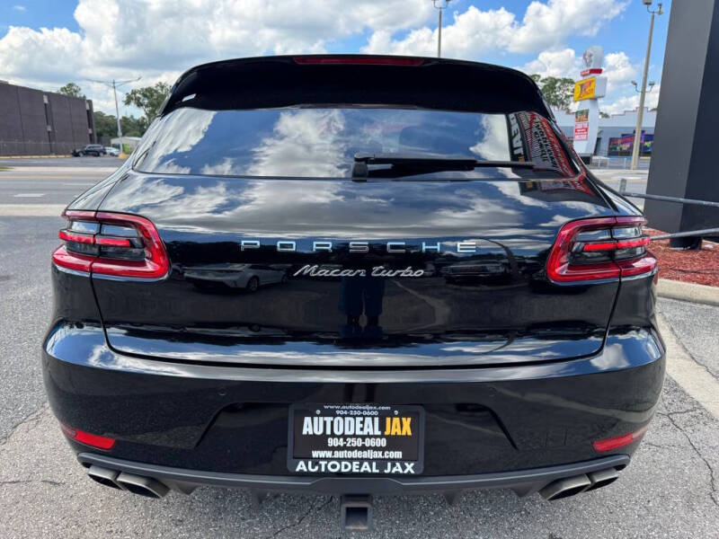 2016 Porsche Macan Turbo