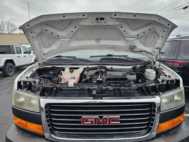 2013 GMC Savana LT 3500