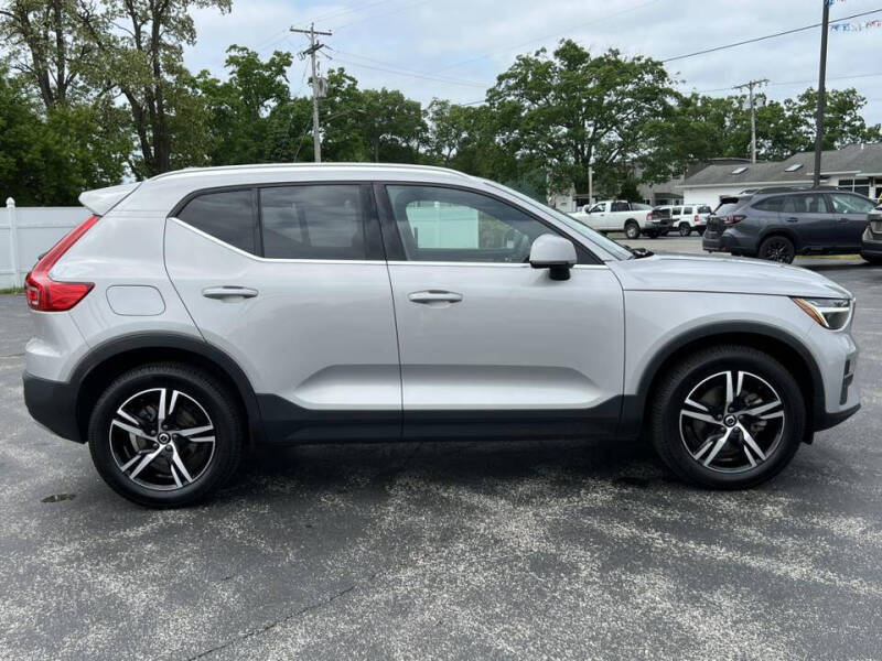 2024 Volvo XC40