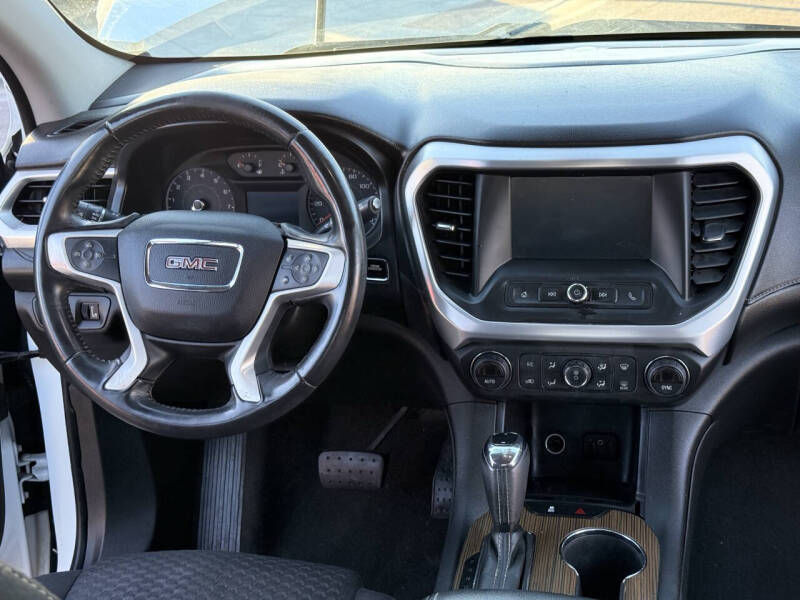 2018 GMC Acadia SLE-1