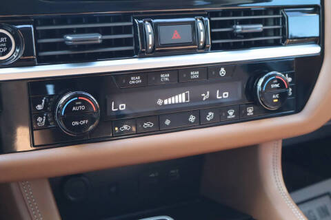 2023 Nissan Pathfinder Platinum