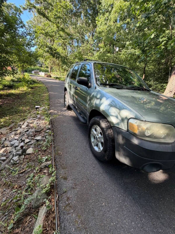 2005 Ford Escape XLT