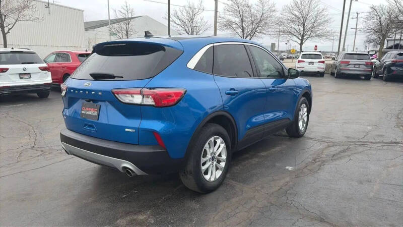 2020 Ford Escape SE