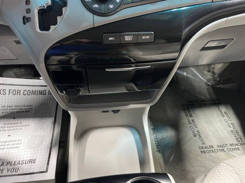 2012 Toyota Sienna