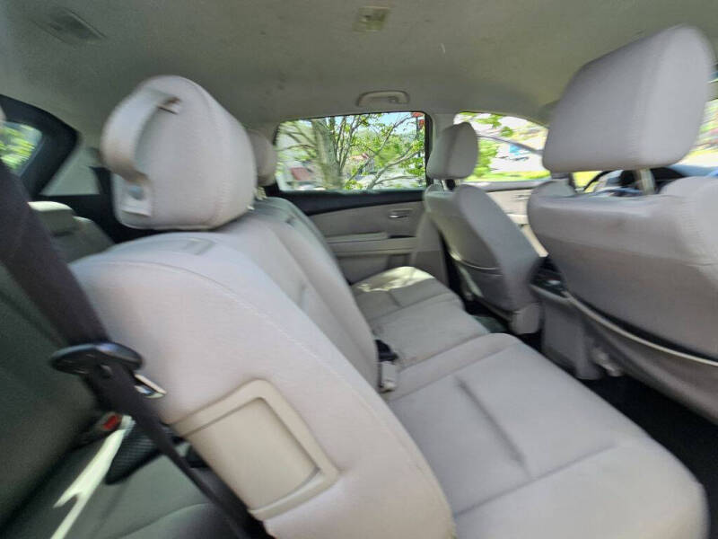2011 Mazda CX-9 Sport