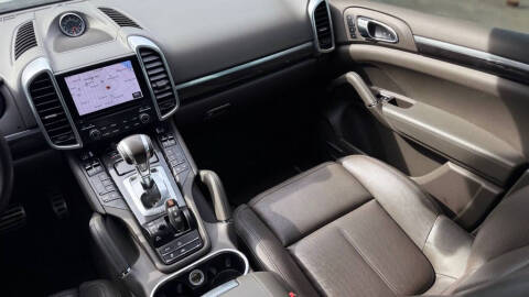 2017 Porsche Cayenne S