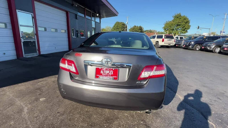 2011 Toyota Camry null photo 26