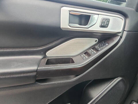 2020 Ford Explorer Platinum