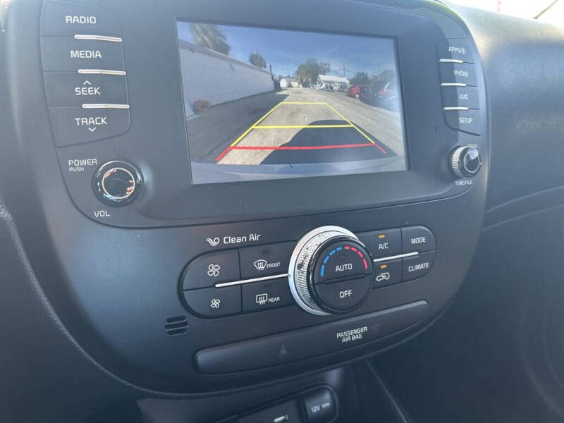 2019 Kia Soul +