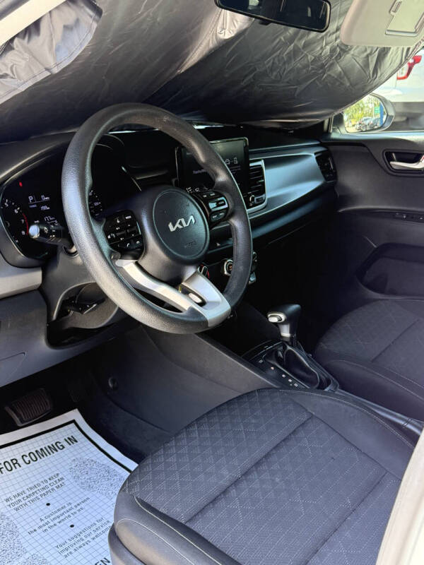 2022 Kia Rio S