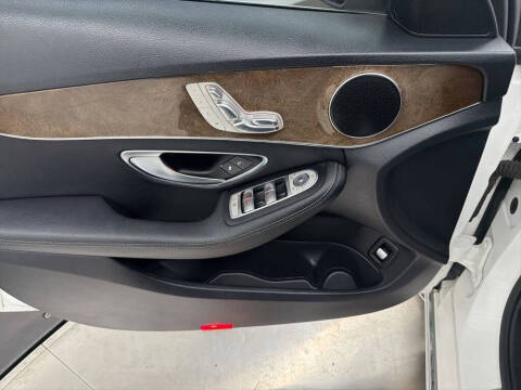 2016 Mercedes-Benz C-Class C 300