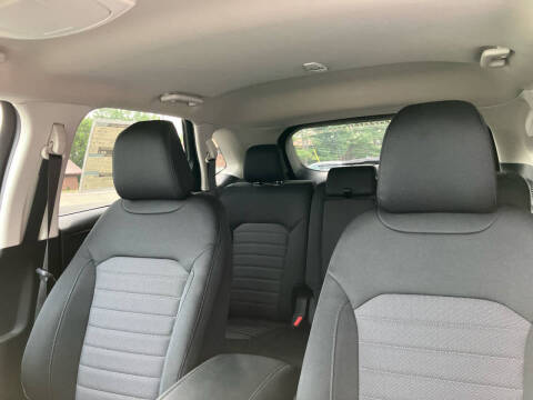 2023 Ford Edge SE