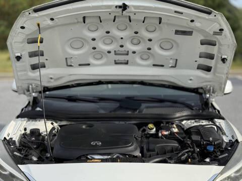 2018 Infiniti QX30 Luxe