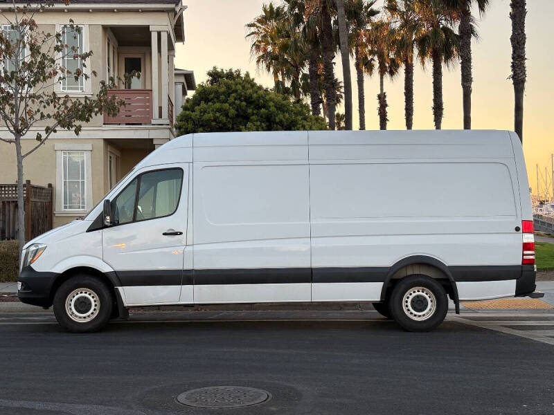 2017 Freightliner Sprinter 2500