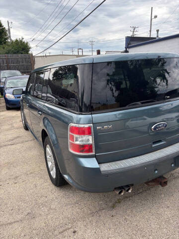 2010 Ford Flex SE