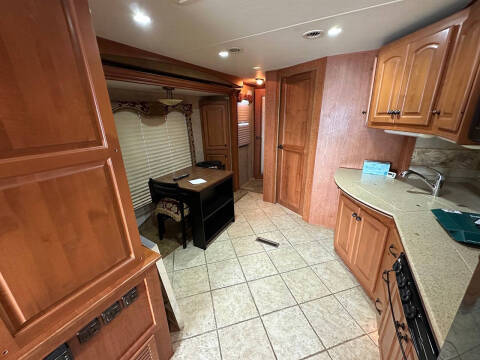 2007 Freightliner MH Chassis