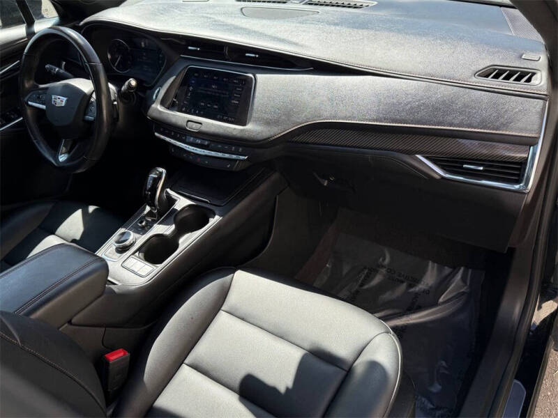 2022 Cadillac XT4 Sport