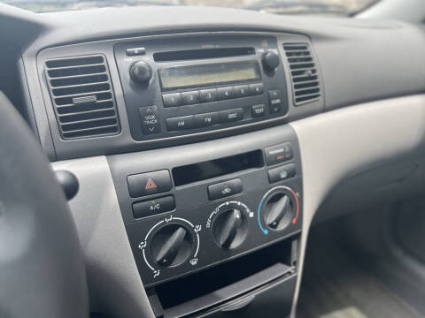 2005 Toyota Corolla CE