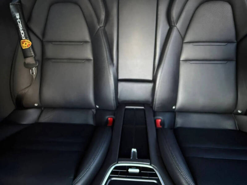 2017 Porsche Panamera