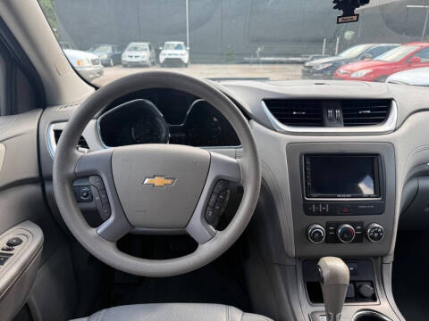 2017 Chevrolet Traverse LS
