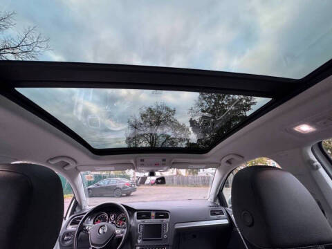 2017 Volkswagen Golf Alltrack TSI S 4Motion