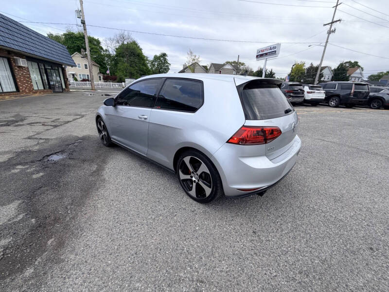 2016 Volkswagen Golf GTI S