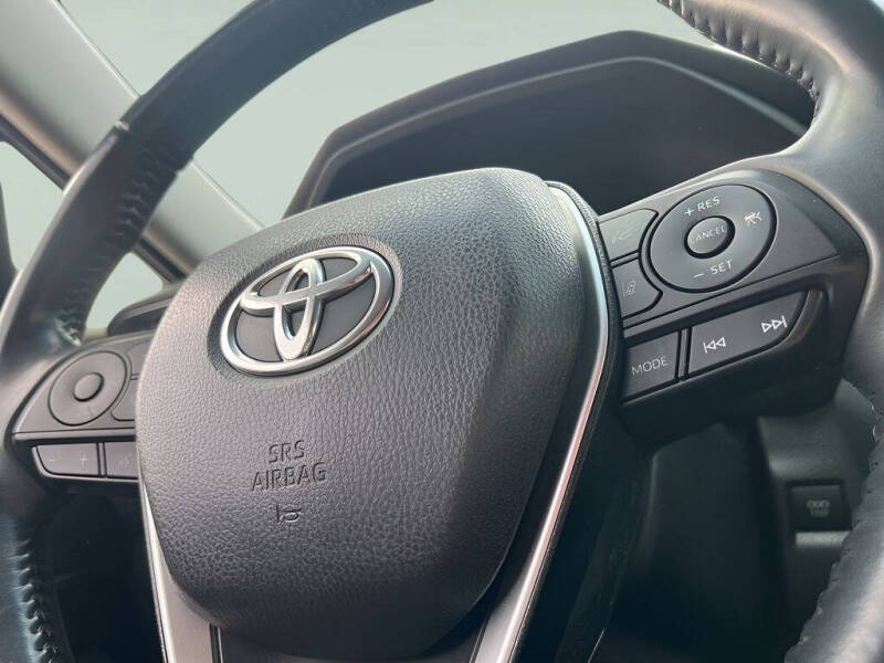 2021 Toyota Venza LE