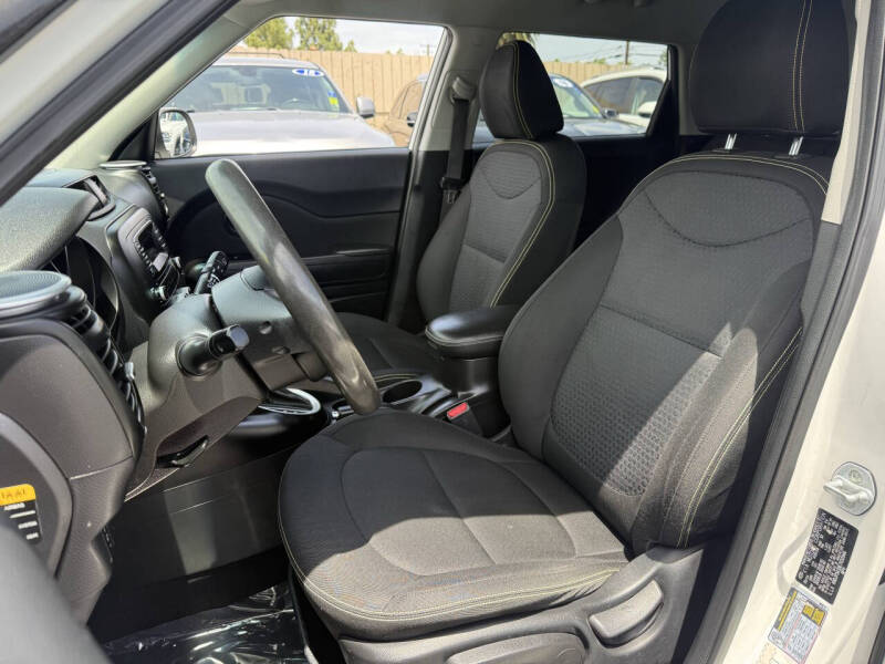 2014 Kia Soul +