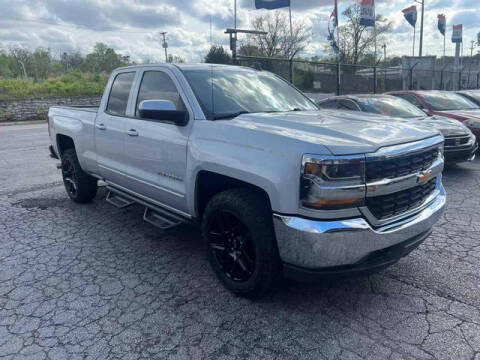 2016 Chevrolet Silverado 1500 for sale at M&M's Auto Sales & Detail in Kansas City KS