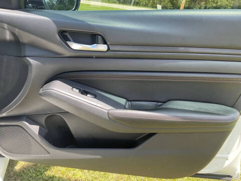 2020 Nissan Altima 2.5 SR