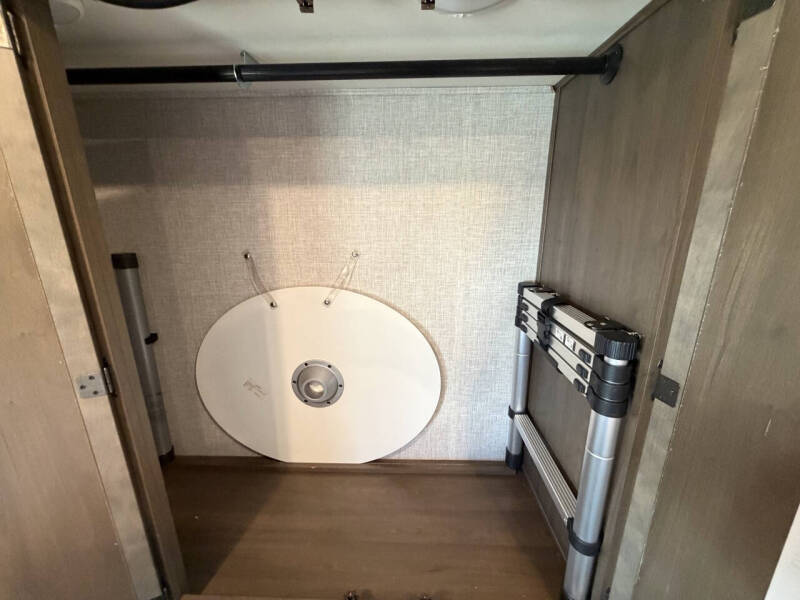 2022 Thor Motor Coach Hurricane 29M