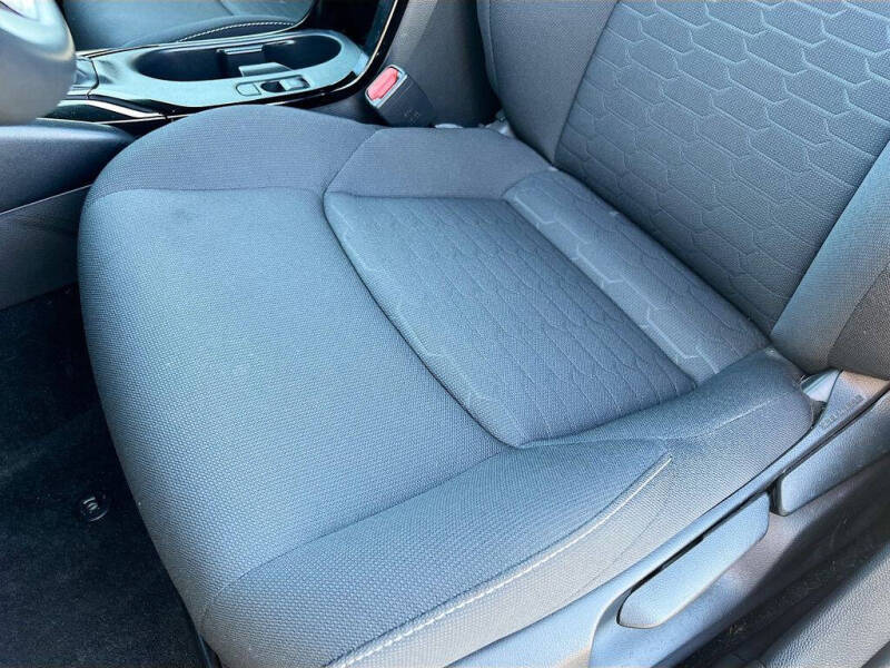 2025 Toyota Corolla Hatchback SE