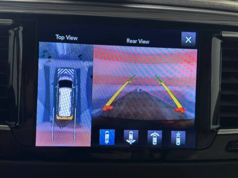 2017 Chrysler Pacifica Touring-L Plus