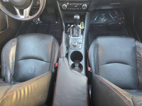 2015 Mazda MAZDA3 s Grand Touring