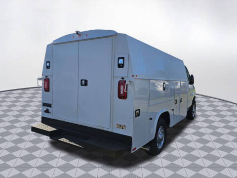 2025 Ford E-Series
