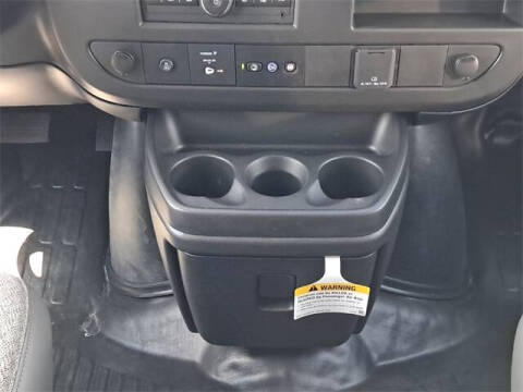 2025 Chevrolet Express 2500