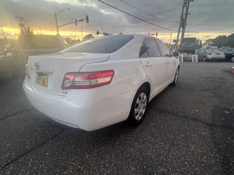 2011 Toyota Camry LE