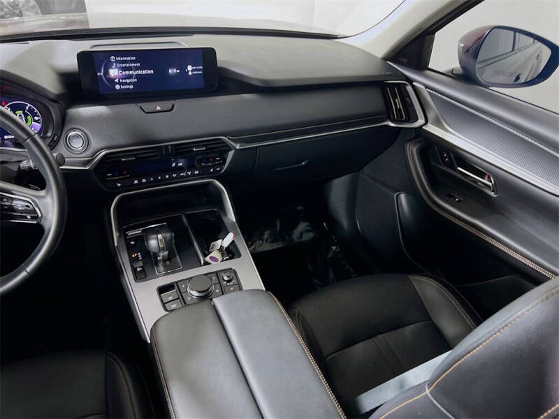 2024 Mazda CX-90 Plug-in Hybrid Premium