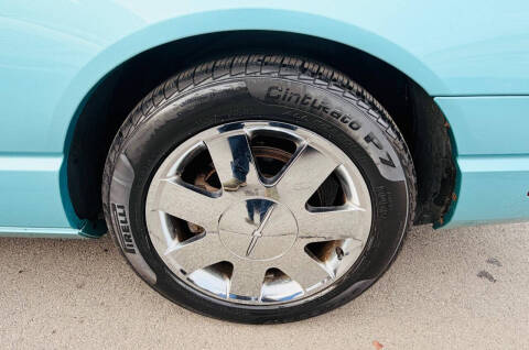 2002 Ford Thunderbird Deluxe