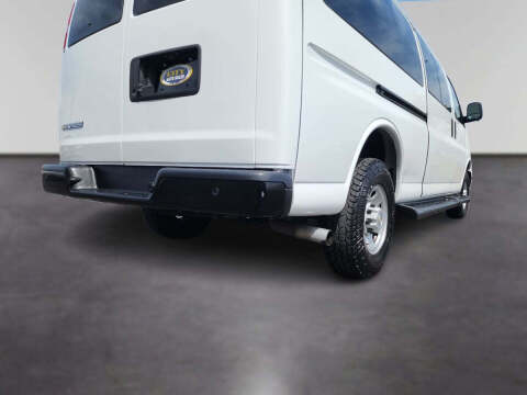 2023 Chevrolet Express LS 3500