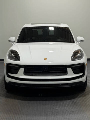 2023 Porsche Macan