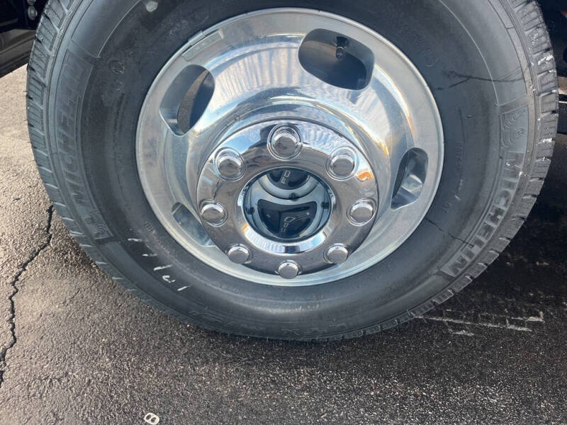 2026 Ford F-350 Super Duty Lariat