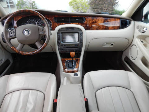 2006 Jaguar X-Type 3.0L