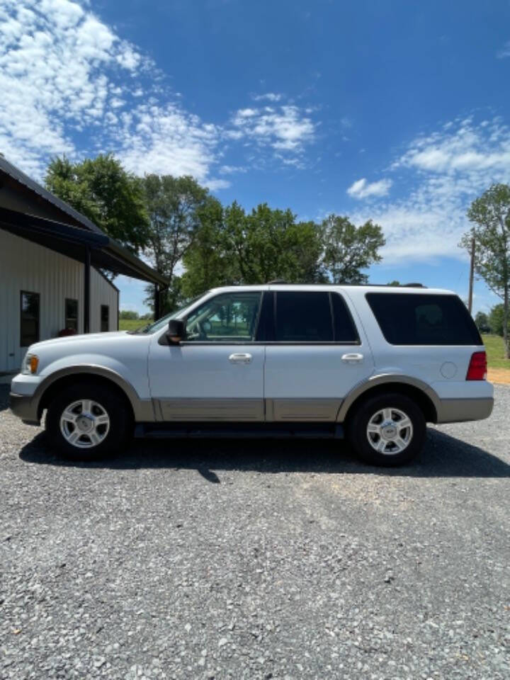 2003 Ford Expedition for sale at Cove Creek Motors LLC in Damascus, AR