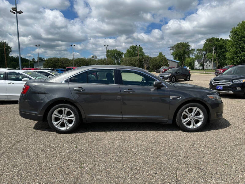 2016 Ford Taurus SEL
