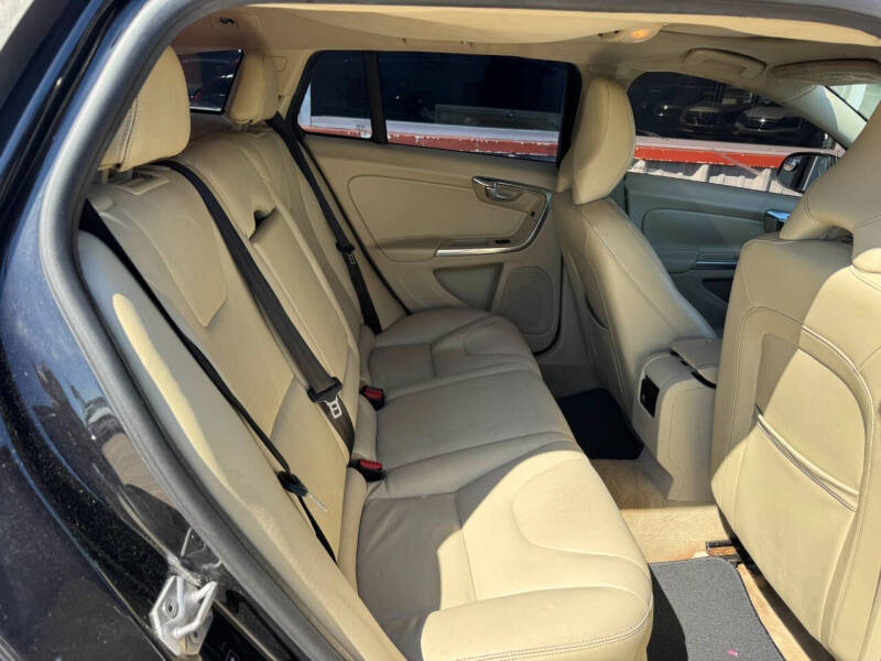 2016 Volvo V60 T5 Drive-E Premier